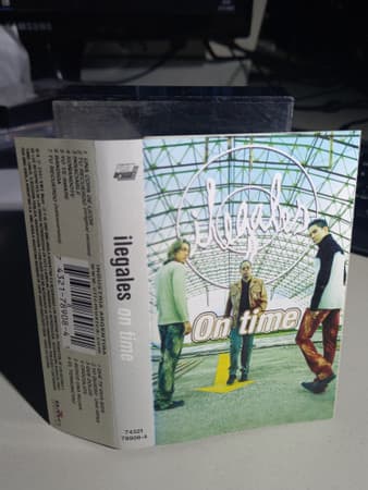 Ilegales — On Time