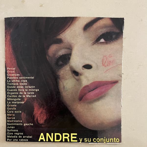 Andre Y Su Conjunto — Susurrando Tangos