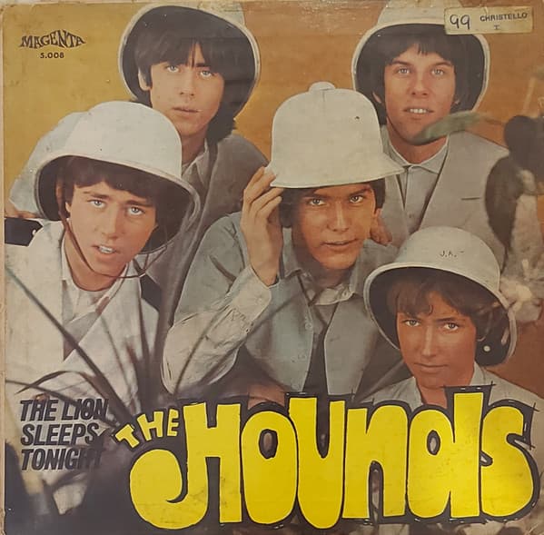 The Hounds — The Lion Sleeps Tonight