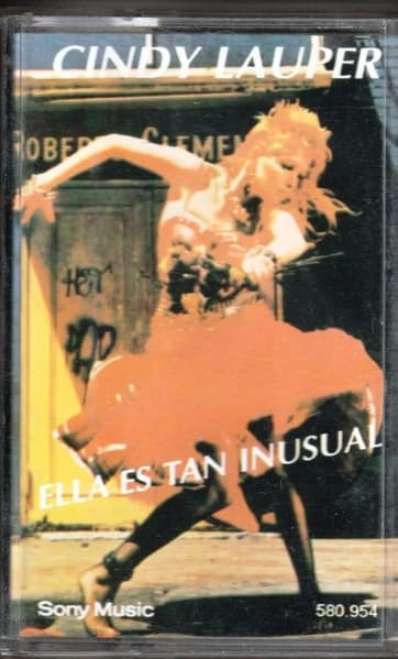 Cyndi Lauper — Ella Es Tan Inusual